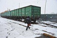 Женщина и двое детей попали под грузовой поезд в Башкирии