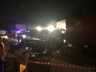 На севере Москвы грузовик протаранил шесть машин
