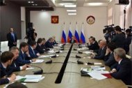Д. Медведев на совещании во Владикавказе обсудил вопросы строительства новых школ в СКФО