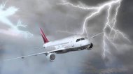 Молния ударила по двум самолетам на подлете к Москве