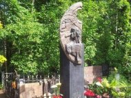 В Санкт-Петербурге разгромили могилу Цоя