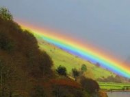 В Британии сфотографировали уникальную радугу