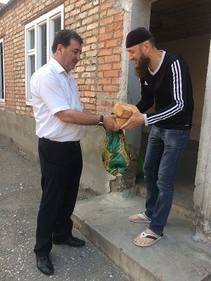 РОФ им. А. А. Кадырова провел благотворительную акцию в Грозненском муниципальном районе