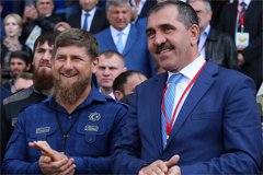Глава ЧР поздравил с днем рождения Юнус-Бека Евкурова