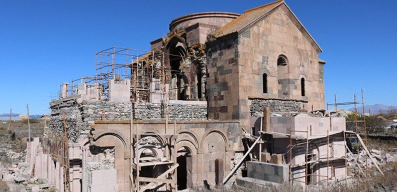ГРУЗИЯ: В с. Гумбурдо проходят работы по восстановлению храма Х века