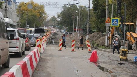 КРЫМ. Глава Крыма возмущён темпами и качеством дорожно-ремонтных работ в Симферополе