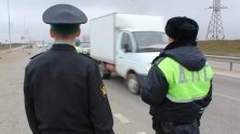 Около 100  чеченских автовладельцев ограничены в правах