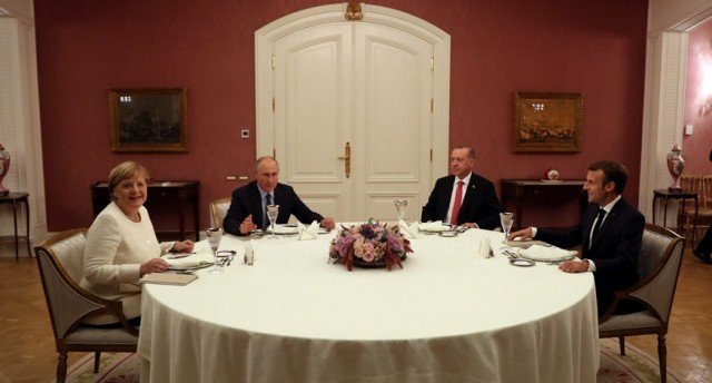 Путин и Эрдоган заставили Макрона и Меркель играть по своим правилам