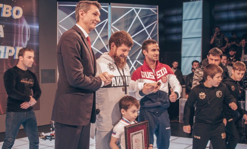 ЧЕЧНЯ. Кадыров присвоил Рахиму Куриеву звание "Почетный гражданин Чеченской Республики"