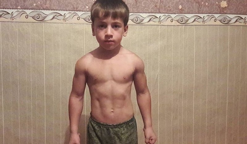 ЧЕЧНЯ. Р. Кадыров о Рахиме Кураеве: Мальчик доказал, что имеет огромную силу воли и физическую подготовку