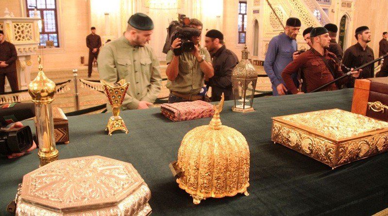 ЧЕЧНЯ. В День рождения Пророка Мухаммада в "Сердце Чечни" выставят священные реликвии