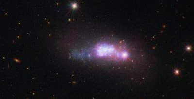 Хаббл сделал снимок далекой карликовой галактики
