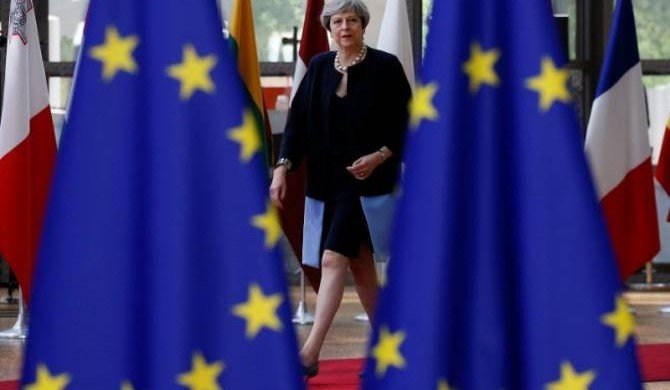 Премьер Ирландии: саммит ЕС по Brexit может пройти 25 ноября