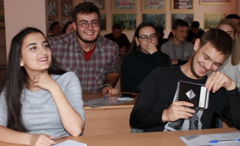 СТАВРОПОЛЬЕ. В Минеральных Водах XIV Молодежный образовательный Форум собрал свыше 150 участников