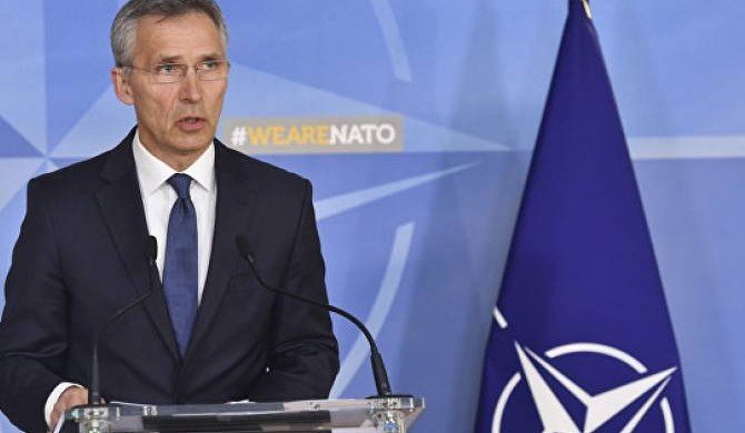 Столтенберг заявил, что ЕС не должен соревноваться с НАТО и дублировать функции альянса