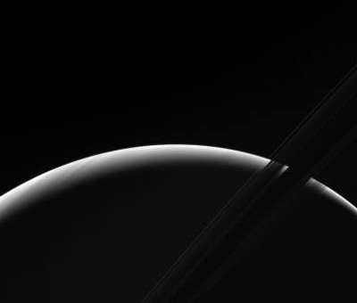 Ученые показали, как выглядит рассвет на Сатурне