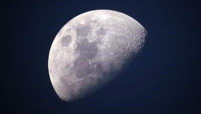 Ученые рассказали о смещении Луны и его последствиях