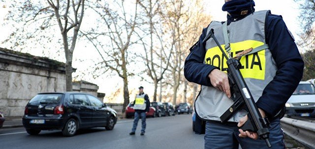В Италии более 40 человек арестовали по подозрению в наркоторговле