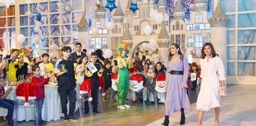АЗЕРБАЙДЖАН. Мехрибан Алиева, Лейла Алиева и Арзу Алиева провели праздник для детей