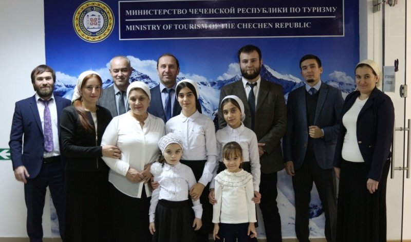 ЧЕЧНЯ. В Грозном наградили победителей Международного конкурса «Создай экспонат для Эрмитажа»