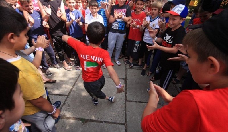 ЧЕЧНЯ. В 2018 году более 20 тысяч чеченских школьников смогли отдохнуть в детских лагерях