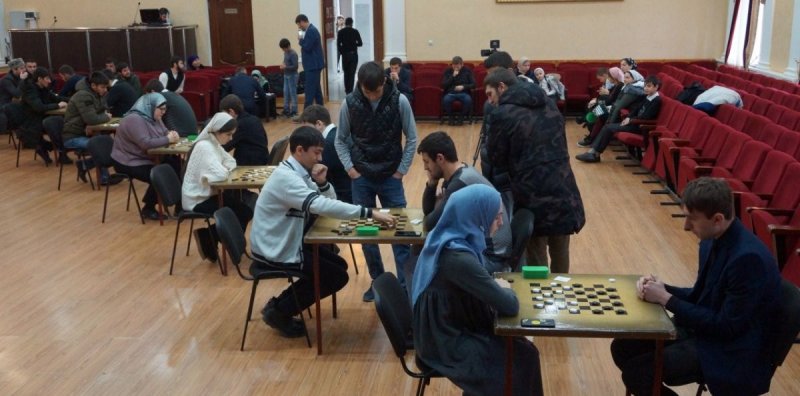 ЧЕЧНЯ. В Минмолодежи Чечни состоялся Республиканский турнир по шашкам