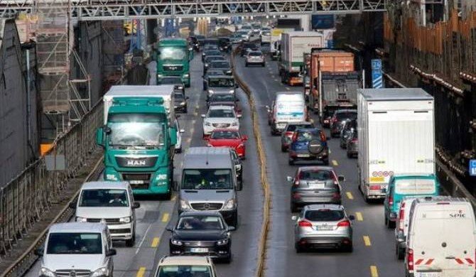 Евросоюз согласовал нормы выбросов углекислого газа для грузовиков и автобусов