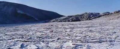 Камни с неба: упавший в России метеорит перегородил реку