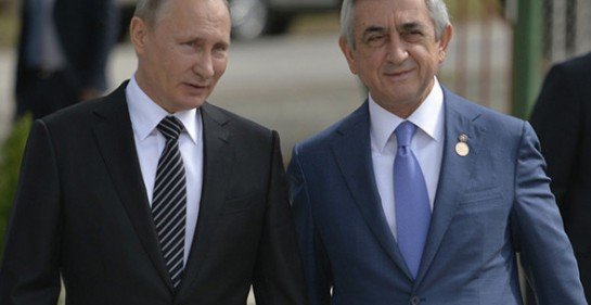 Президент России поздравил третьего президента Армении Сержа Саргсяна с Новым годом и Рождеством