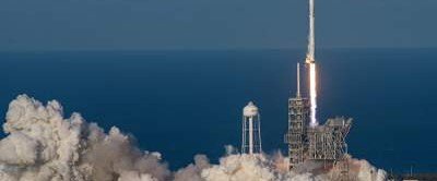 SpaceX запустила ракету со спутником ВВС США
