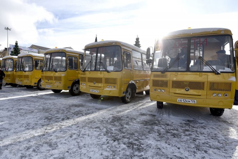 СТАВРОПОЛЬЕ. Ставропольским школам вручили ключи от новых автобусов