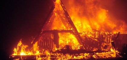 В Башкирии трое детей остались дома одни и сгорели