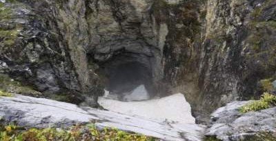 В Канаде найдена гигантская неизвестная пещера