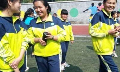 В Китае изобрели «умную» школьную форму