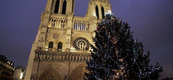 В Париже усилили досмотр на входе на рождественские ярмарки