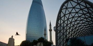 АЗЕРБАЙДЖАН. Как Азербайджану удалось избежать сырьевого проклятия