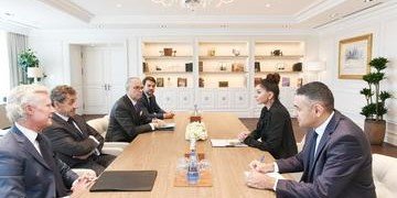 АЗЕРБАЙДЖАН. Мехрибан Алиева встретилась с Николя Саркози