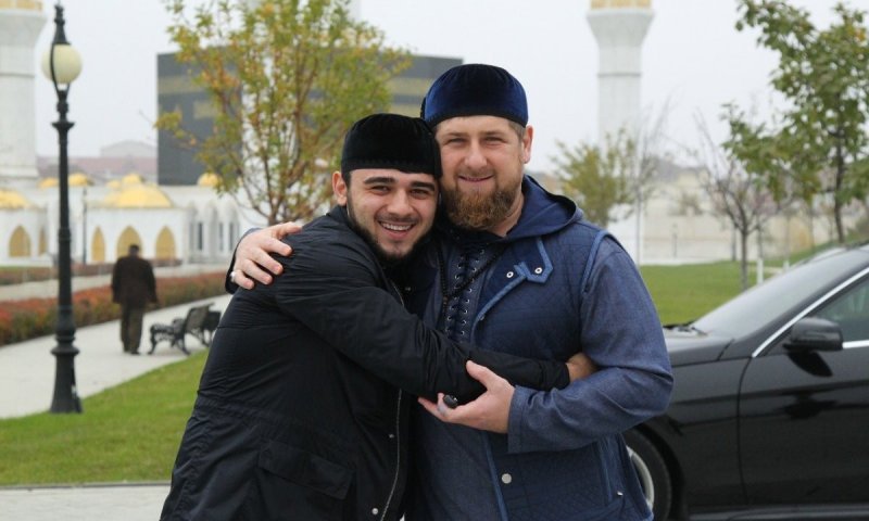 ЧЕЧНЯ. Глава Чечни поздравил с днем рождения Хамзата Кадырова