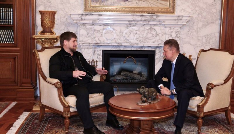 ЧЕЧНЯ. Р. Кадыров поздравил с днем рождения председателя правления ПАО «Газпром» А. Миллера