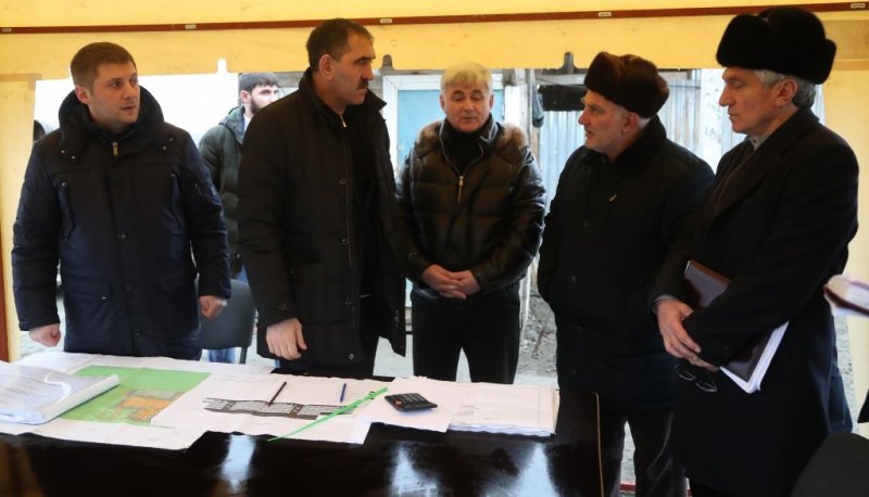 ИНГУШЕТИЯ. Глава и премьер-министр Ингушетии провели инспекционный выезд в Малгобеке и Малгобекском районе