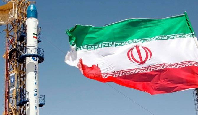 Ирану не удалось вывести на орбиту спутник