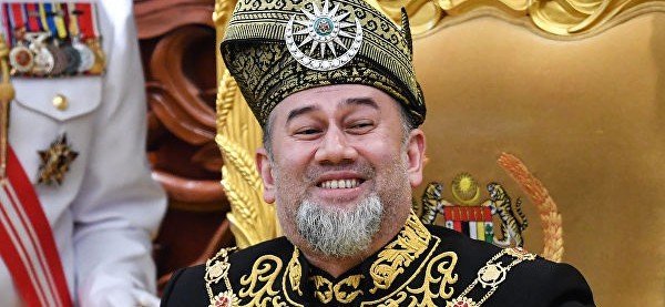 Король Малайзии Мухаммад V отрекся от престола