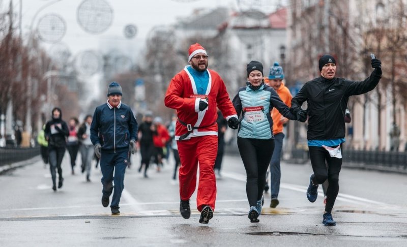 КРАСНОДАР. В Краснодаре прошел Новогодний забег на 2019 метров