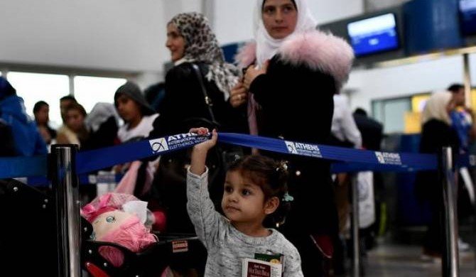 СМИ: ФРГ депортировала рекордное число беженцев в страны ЕС