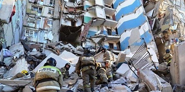 СМИ: ИГ взяло ответственность за взрыв жилого дома и маршрутки в Магнитогорске
