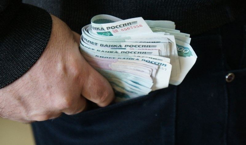 СТАВРОПОЛЬЕ. Житель Ставрополья, находясь в гостях, украл деньги у хозяйки дома