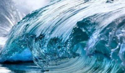 Увеличение интенсивности океанских волн обеспокоило ученых