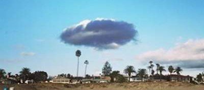 В небе над США засняли облако, похожее на летающую тарелку