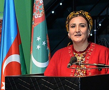 АЗЕРБАЙДЖАН. Майя Аширова: "В Туркменистане будут перенимать опыт Азербайджанского музея ковра"