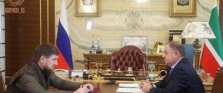 ЧЕЧНЯ. Глава Чечни обсудил с А. Тумхаджиевым вопросы дальнейшего развития региональной дорожной отрасли